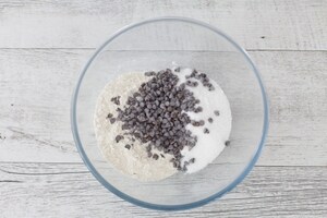 Preparazione Muffin con gocce di cioccolato - Fase 1