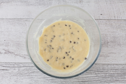 Preparazione Muffin con gocce di cioccolato - Fase 2 Preparazione Muffin con gocce di cioccolato - Fase 2