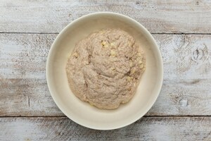 Preparazione Pane alle mele e noci - Fase 4