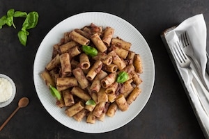 Preparazione Pasta facile con tre ingredienti - Fase 3