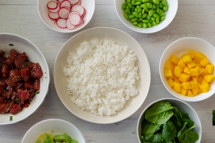 Preparazione Pokè bowl  - Fase 3 Preparazione Pokè bowl  - Fase 3