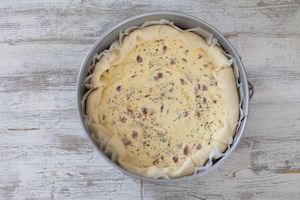 Preparazione Torta salata con ricotta e salame - Fase 1