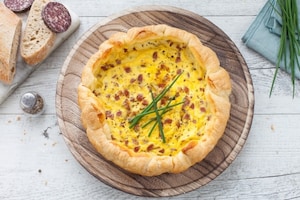 Preparazione Torta salata con ricotta e salame - Fase 2
