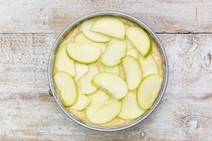 Preparazione Torta sette vasetti alle mele - Fase 4