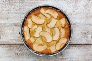 Preparazione Torta sette vasetti alle mele - Fase 5