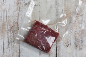 Preparazione Cappello del prete in salsa verde con cottura a bassa temperatura - Fase 1