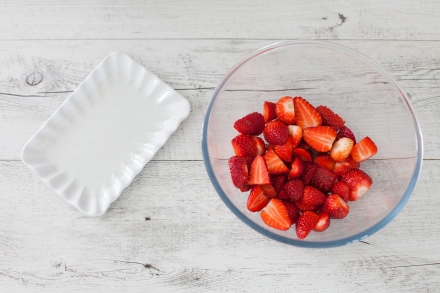 Preparazione Mousse di fragole - Fase 1 Preparazione Mousse di fragole - Fase 1