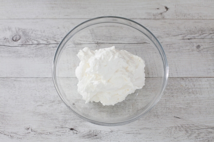 Preparazione Mousse di fragole - Fase 2 Preparazione Mousse di fragole - Fase 2