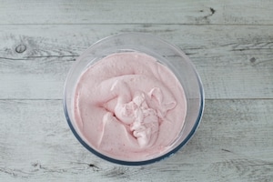 Preparazione Mousse di fragole - Fase 2
