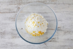 Preparazione Muffin alle mele e briciole di pasta frolla  - Fase 3