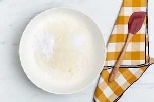 Preparazione Plumcake salato agli asparagi - Fase 1