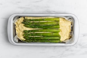 Preparazione Plumcake salato agli asparagi - Fase 3