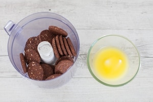 Preparazione Cheesecake al cioccolato - Fase 1