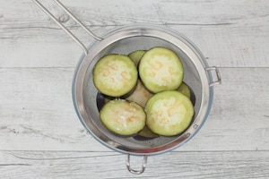 Preparazione Cotolette di melanzane - Fase 1