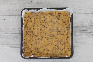 Preparazione Crostata con barrette Kinder - Fase 3