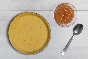 Preparazione Crostata mele, amaretti e cioccolato - Fase 1