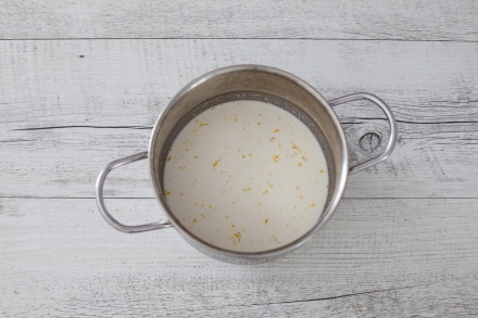 Preparazione Crostatine alle mele - Fase 1 Preparazione Crostatine alle mele - Fase 1