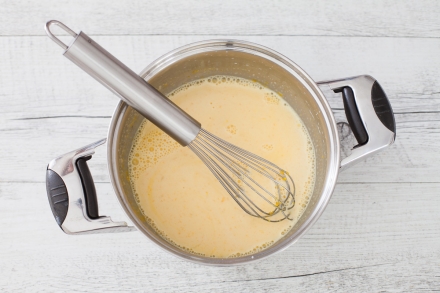 Preparazione Crostatine alle mele - Fase 2 Preparazione Crostatine alle mele - Fase 2