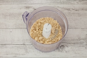 Preparazione Crumble di cavolfiore con gorgonzola e noci  - Fase 3