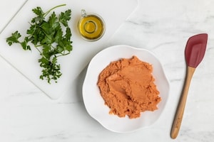 Preparazione Hummus di ceci al pomodoro - Fase 2