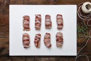 Preparazione Involtini di pollo con scamorza e pancetta - Fase 2