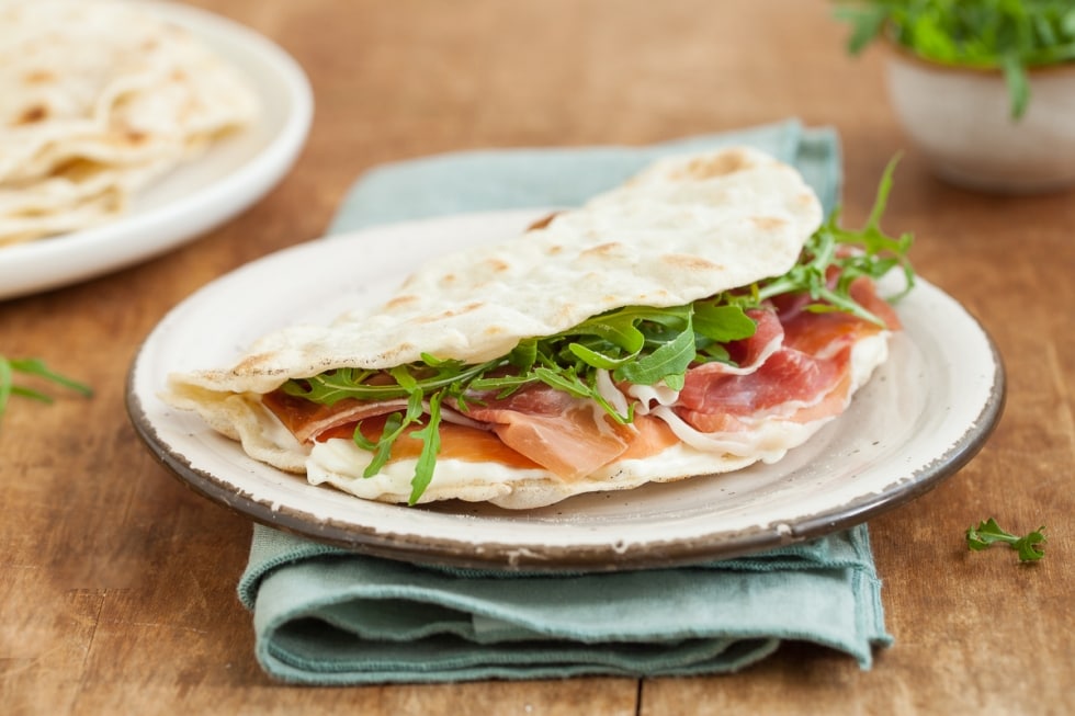 Ricetta Piadina con il Bimby - Cucchiaio d'Argento