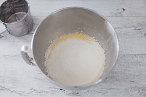 Preparazione Rotolo alle fragole - Fase 1