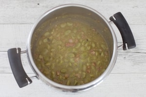 Preparazione Zuppa di fave fresche - Fase 3