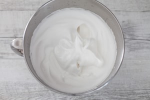 Preparazione Bird's milk cake - Fase 2