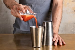 Preparazione Bloody Mary - Fase 1