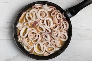 Preparazione Calamari al sugo - Fase 2