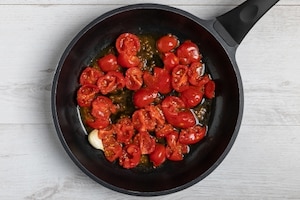 Preparazione Friggitelli al pomodoro - Fase 2