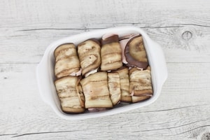 Preparazione Involtini di melanzane al forno - Fase 3