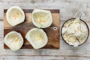 Preparazione Melanzane ripiene alla parmigiana - Fase 1