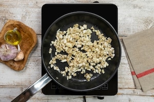 Preparazione Melanzane ripiene alla parmigiana - Fase 3