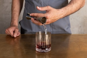 Preparazione Negroni - Fase 2