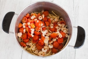 Preparazione Pasta con i gamberetti - Fase 2