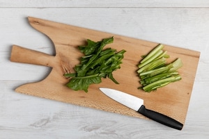 Preparazione Puntarelle e fave in padella - Fase 2