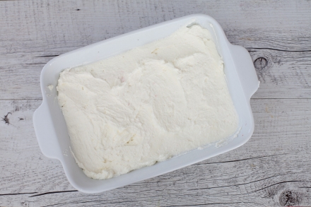 Preparazione Tiramisù alle fragole senza uova - Fase 3 Preparazione Tiramisù alle fragole senza uova - Fase 3