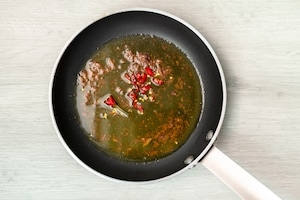 Preparazione Cavolfiore in padella con pangrattato e acciughe - Fase 2