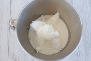 Preparazione Cheesecake ai frutti di bosco - Fase 2