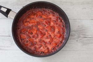 Preparazione Chia pudding alle fragole e latte di cocco  - Fase 2