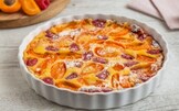 Clafoutis di albicocche e lamponi 