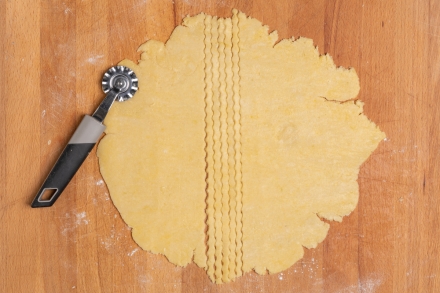 Preparazione Crostata multicolore - Fase 2 Preparazione Crostata multicolore - Fase 2