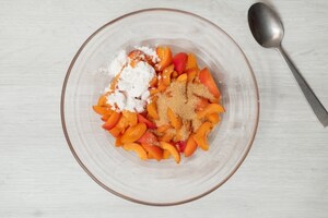 Preparazione Galette alle albicocche - Fase 2