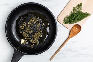 Preparazione Spaghettoni con alici, capperi e finocchietto - Fase 1