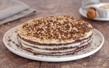 Torta di biscotti e crema al cocco