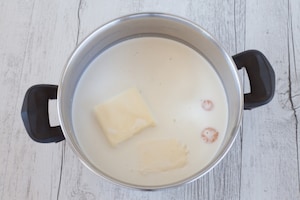 Preparazione Torta di biscotti e crema al cocco - Fase 1