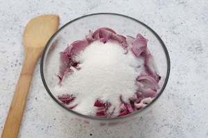 Preparazione Chutney di cipolla rossa  - Fase 1