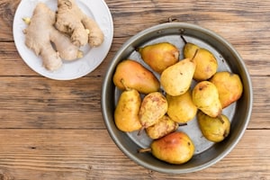 Preparazione Confettura di pere e zenzero - Fase 1